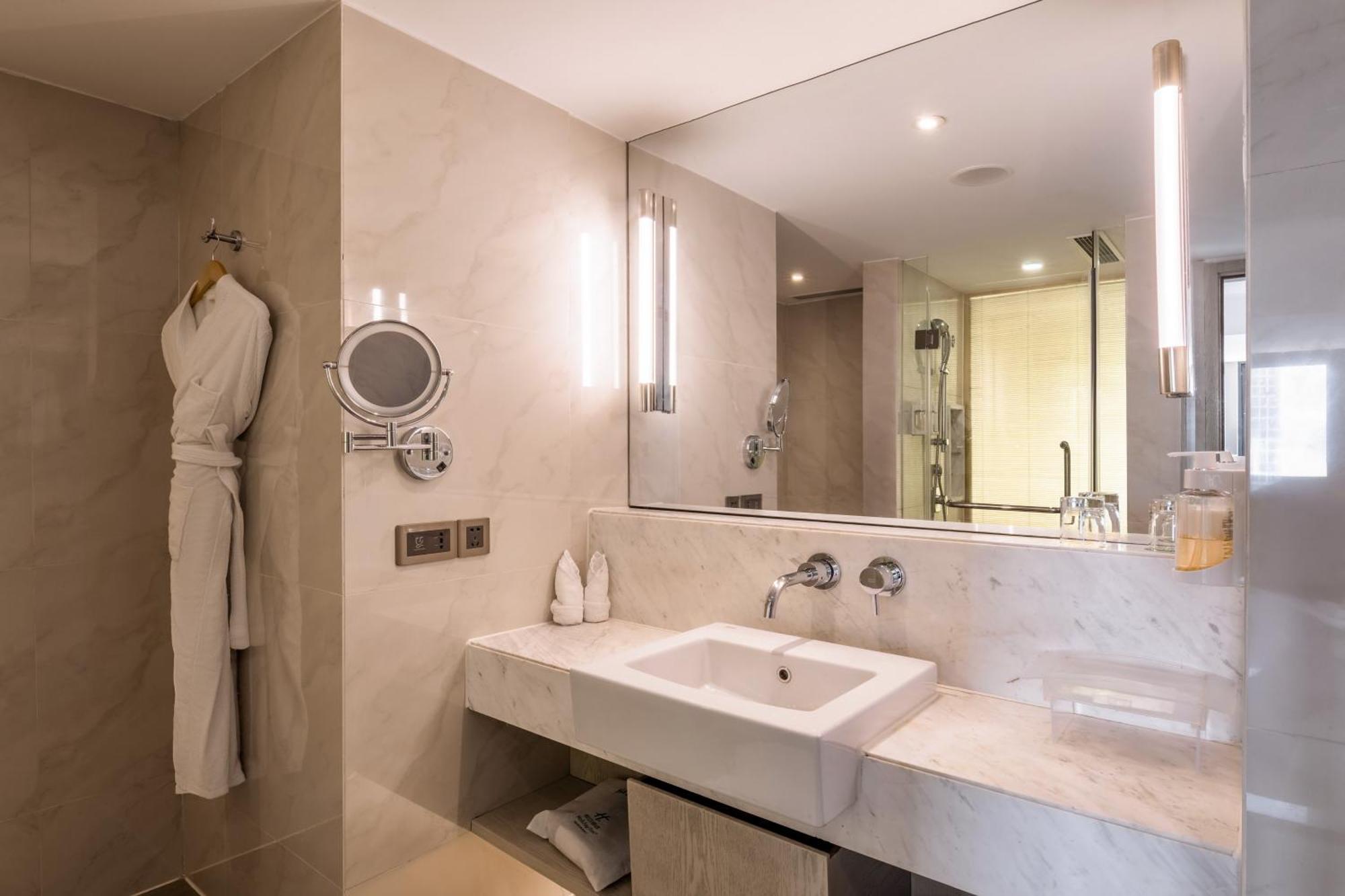Holiday Inn Kunming City Centre By Ihg Exterior foto
